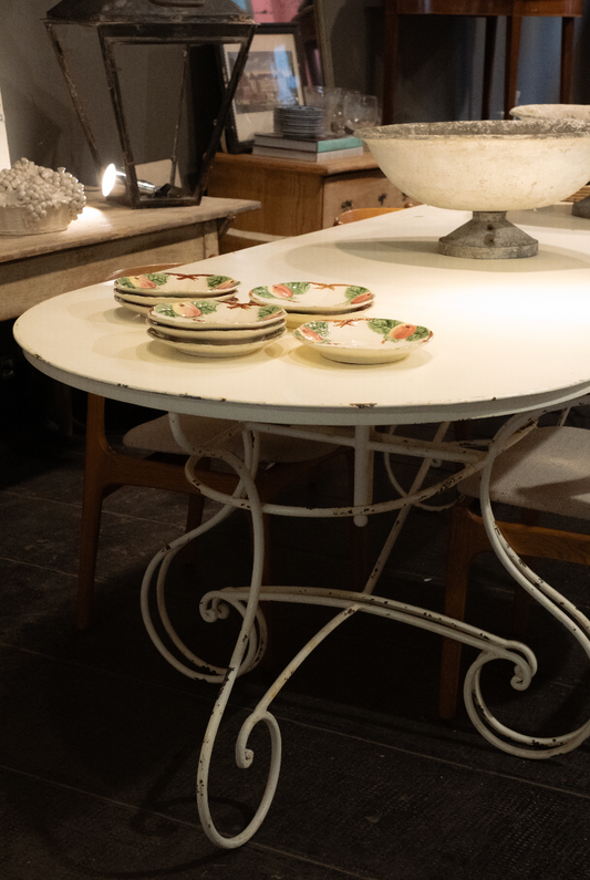 Mesa Italiana de Hierro con Extensiones Ovaladas