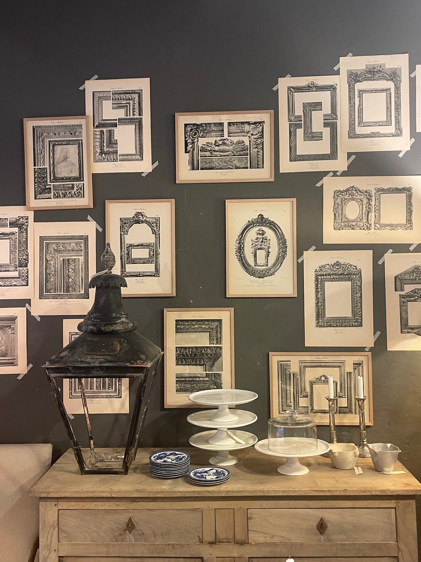 Láminas de "Cadres et Bordures De Tableaux"