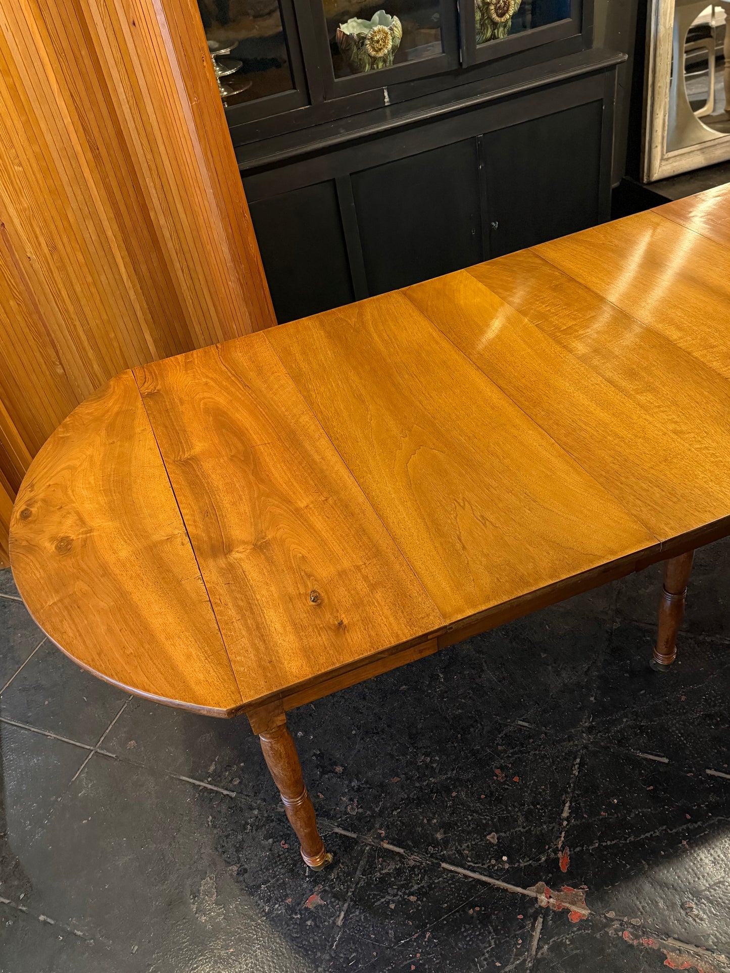 Mesa de nogal extensible