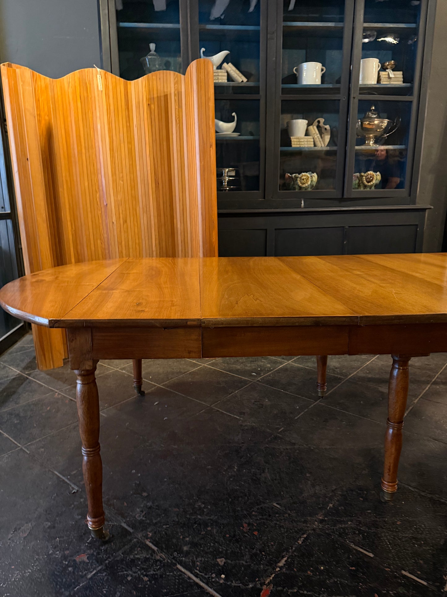 Mesa de nogal extensible