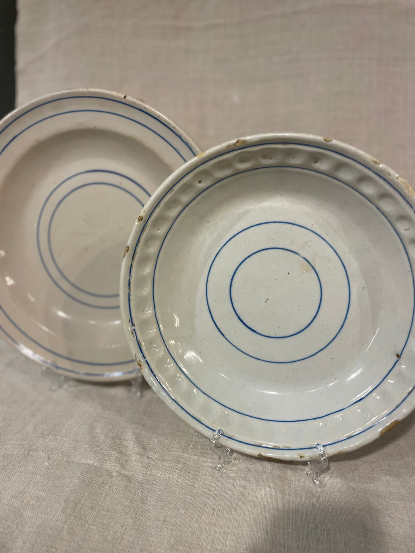 Plato rayas azules