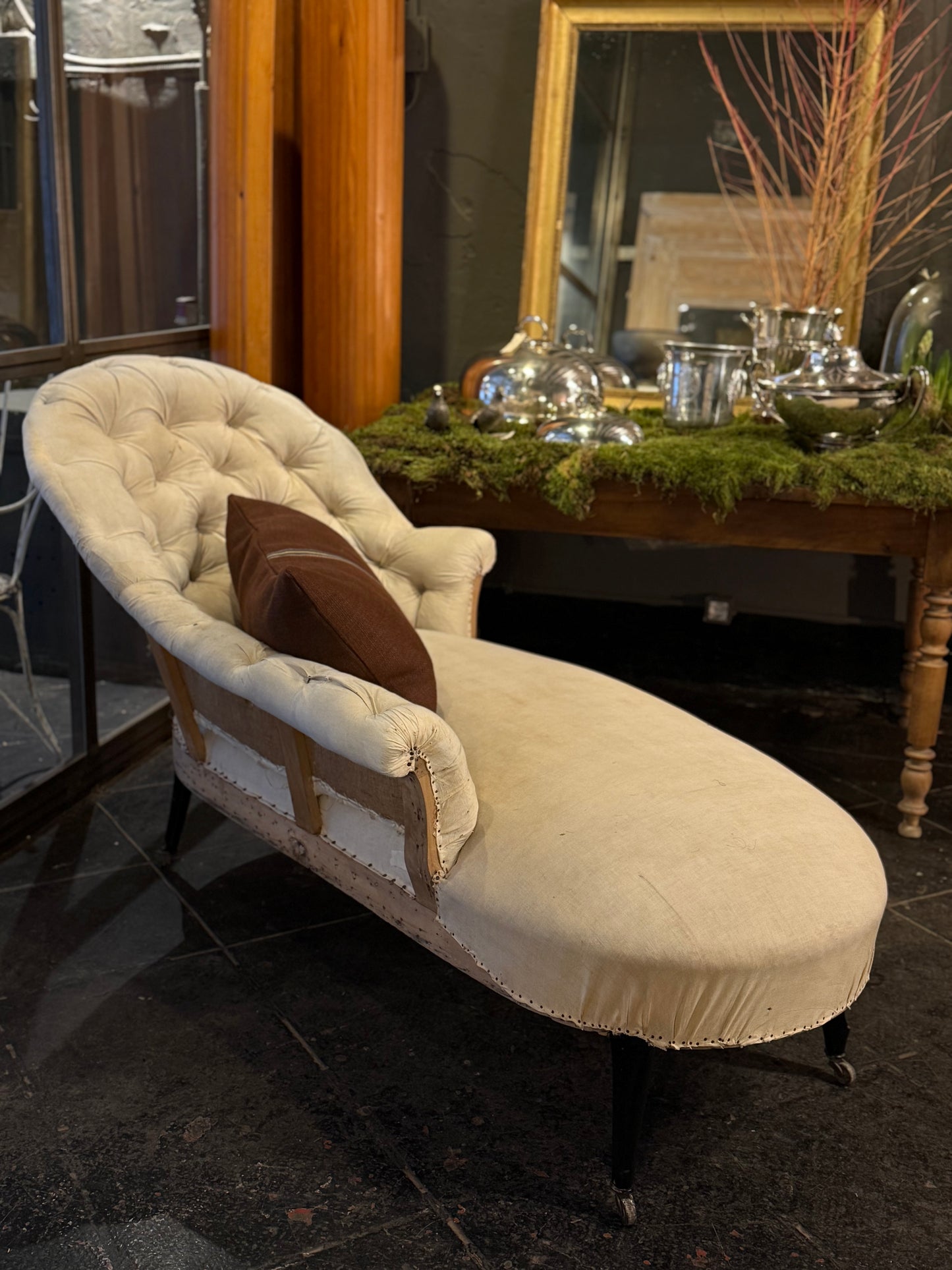 Chaise Longue capitoné destapizada