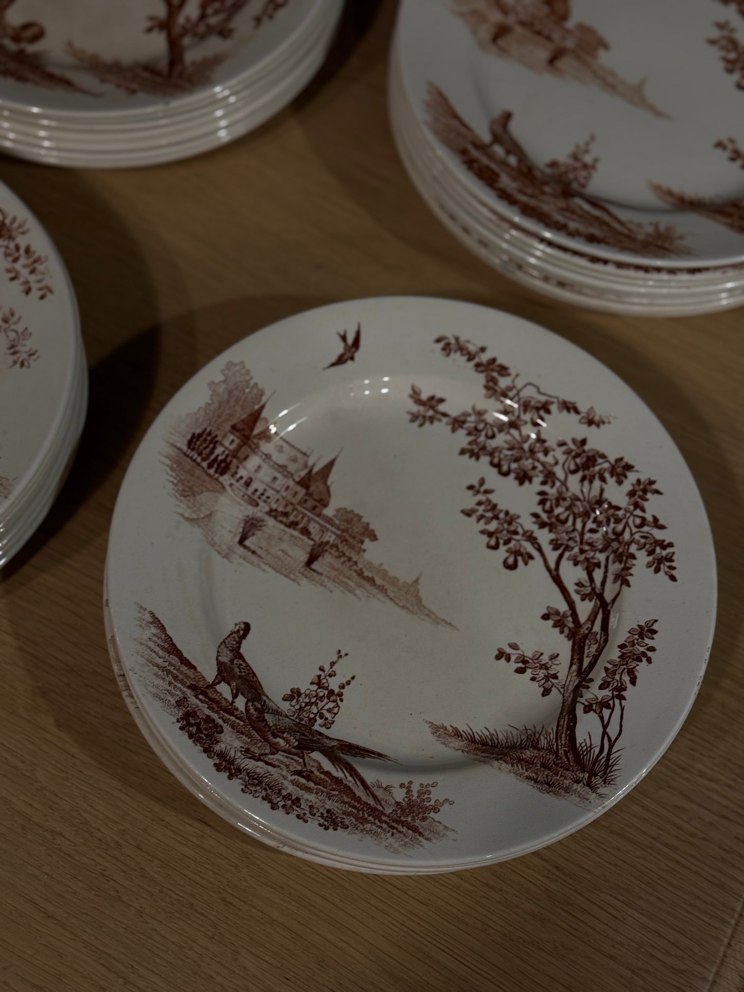 Vajilla Terre de Fer en tonos marrones