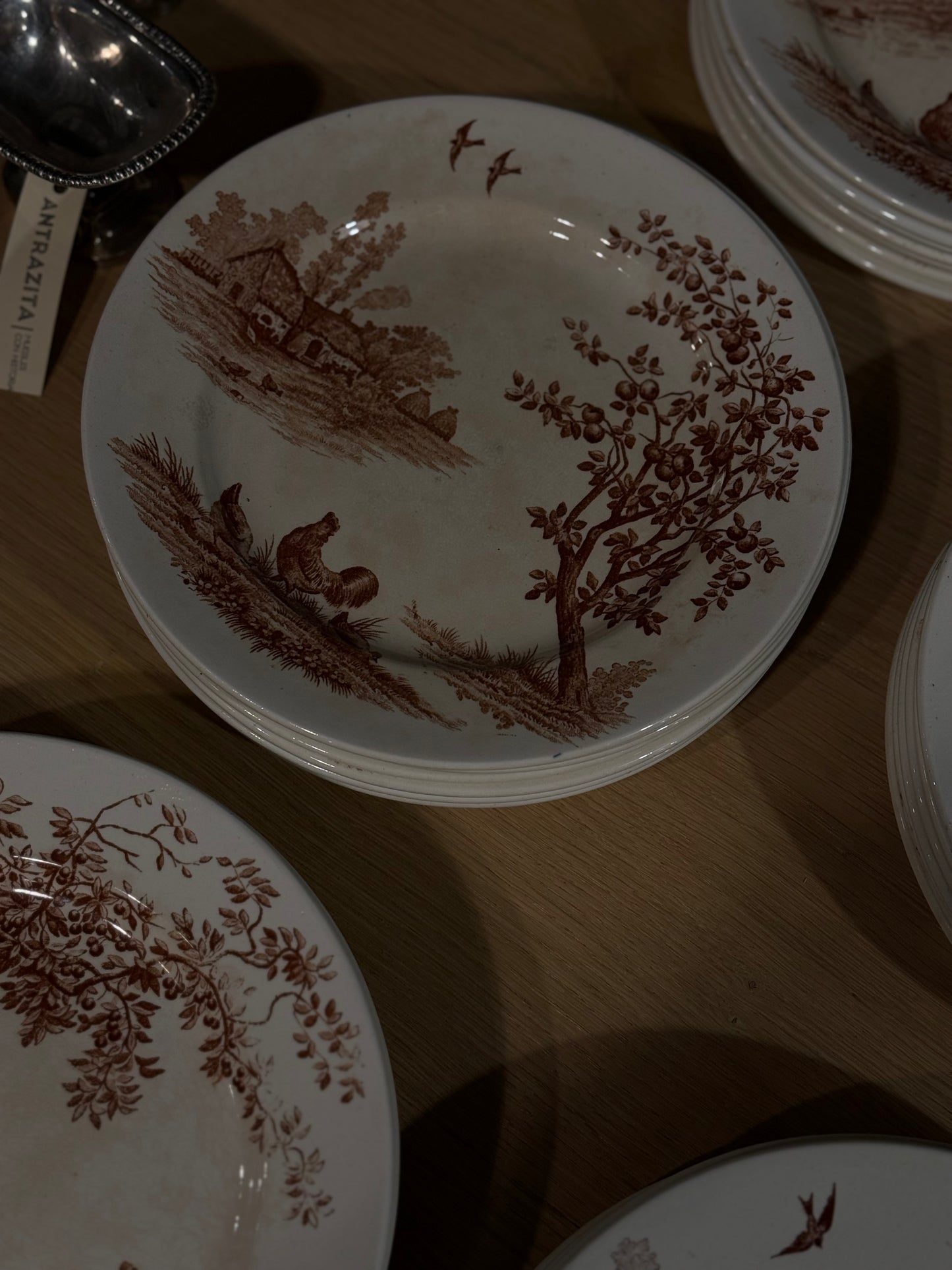 Vajilla Terre de Fer en tonos marrones