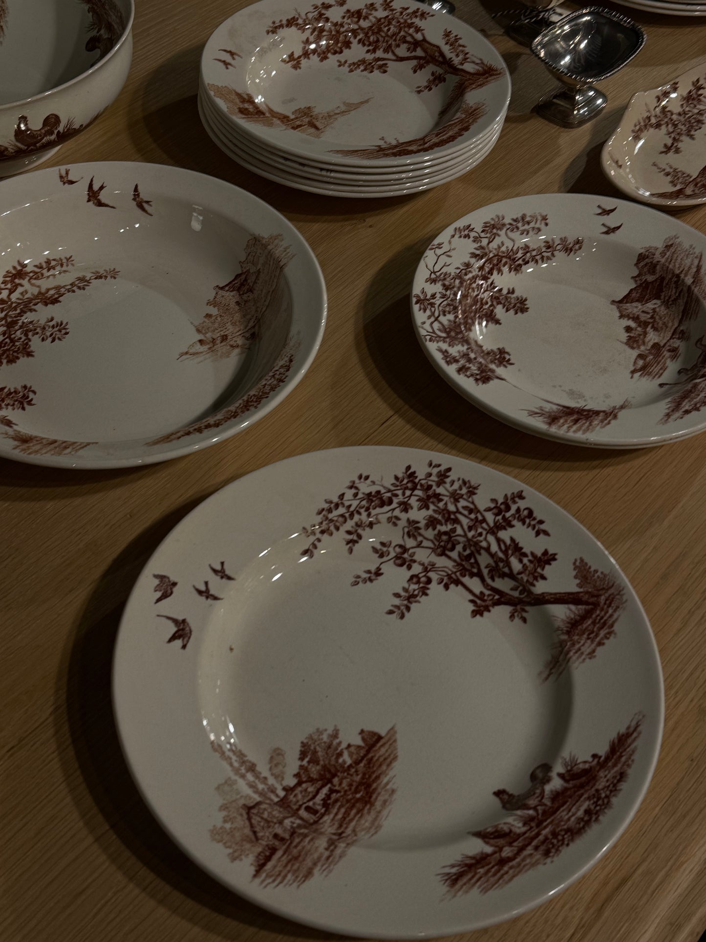 Vajilla Terre de Fer en tonos marrones