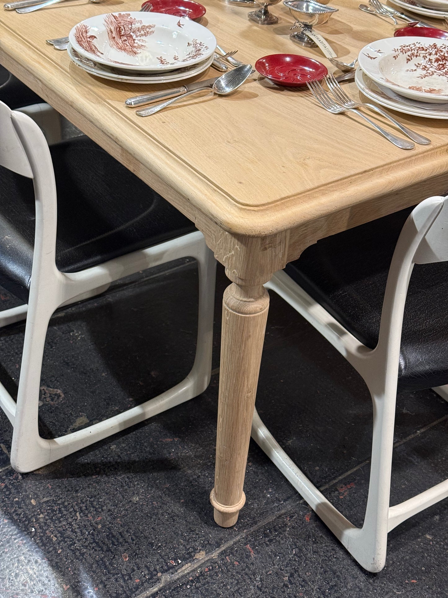 MESA A MEDIDA: Mesa de roble rectangular