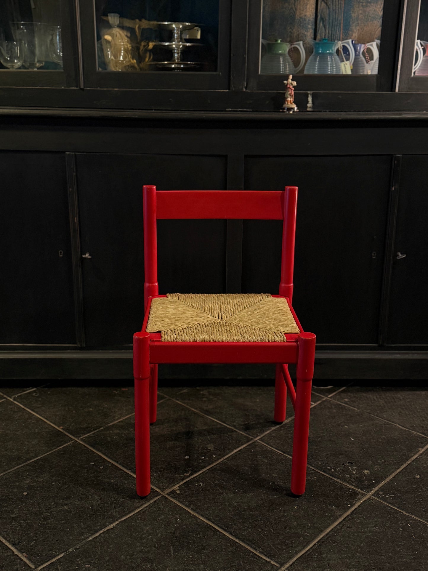 Sillas de comedor estilo Vico Magistretti
