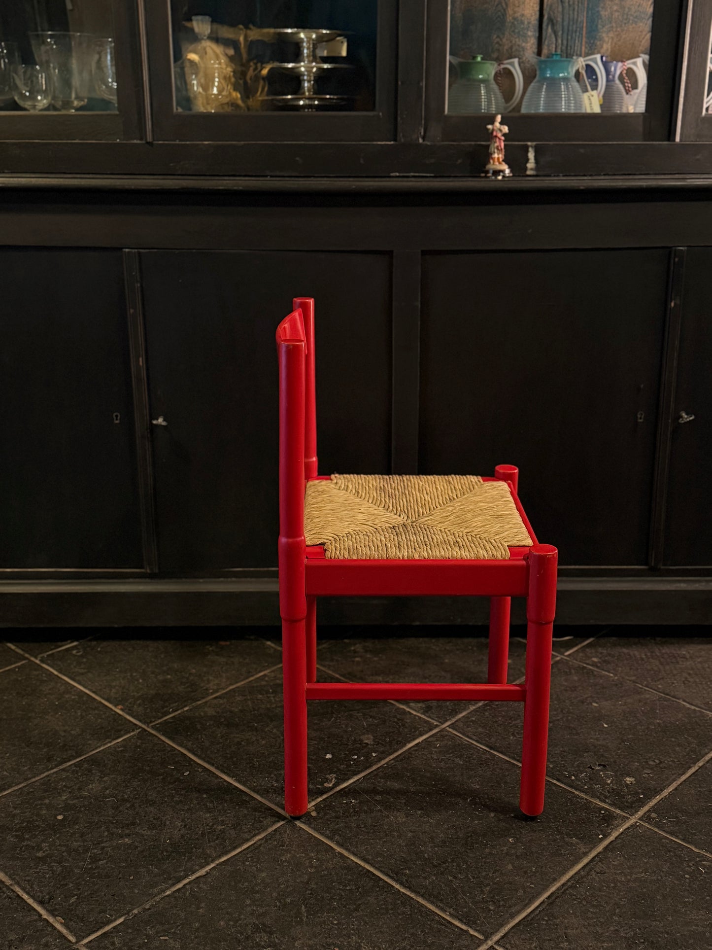 Sillas de comedor estilo Vico Magistretti