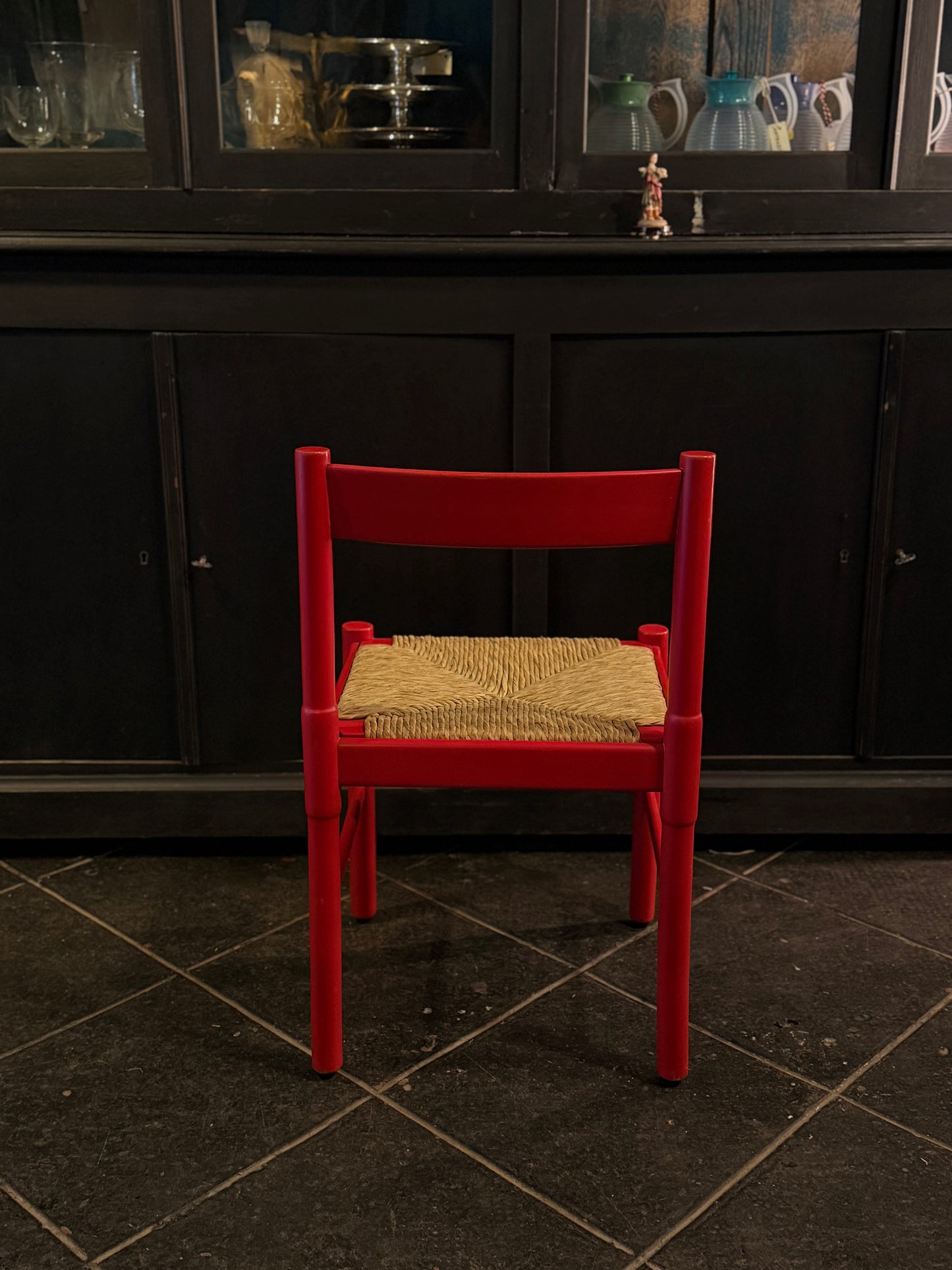 Sillas de comedor estilo Vico Magistretti