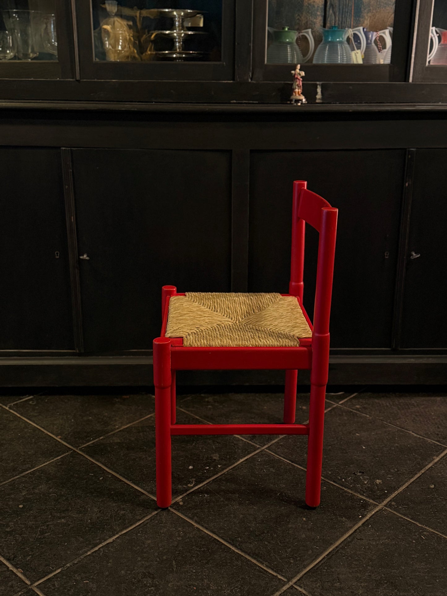 Sillas de comedor estilo Vico Magistretti