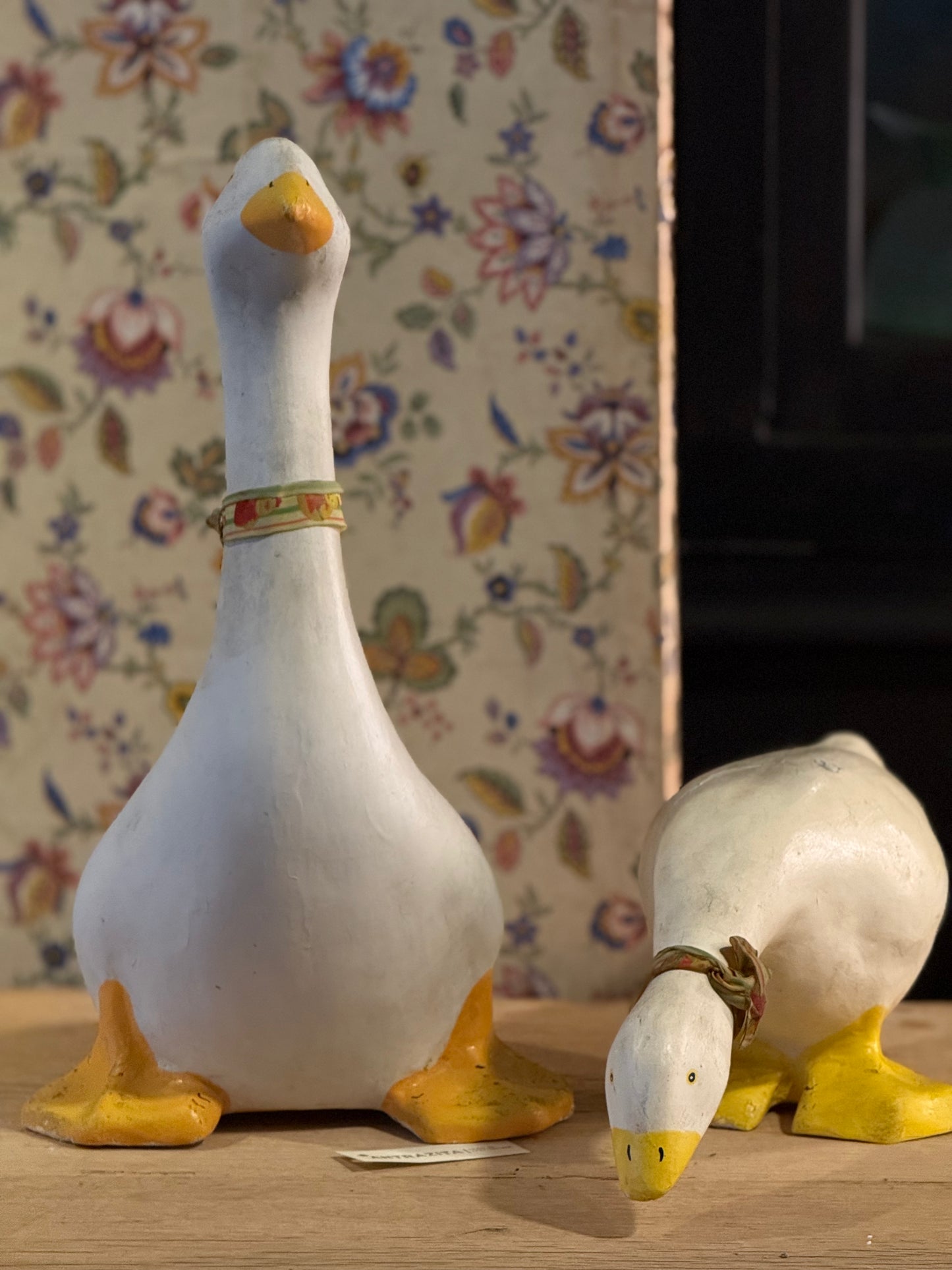 Ocas de Papel Maché