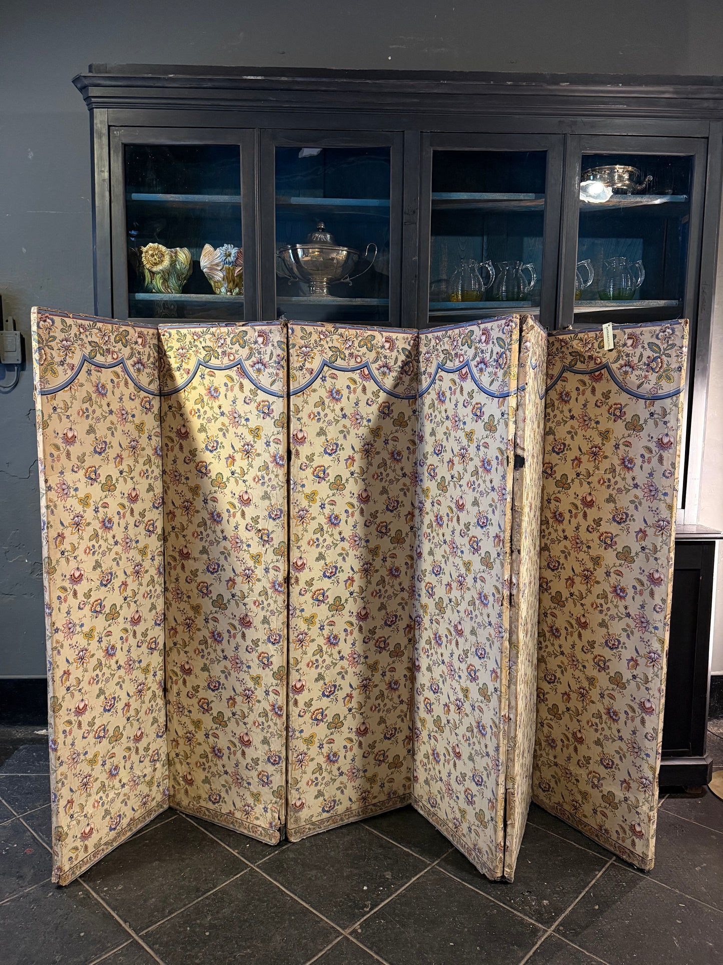 Biombo de Papel con Flores