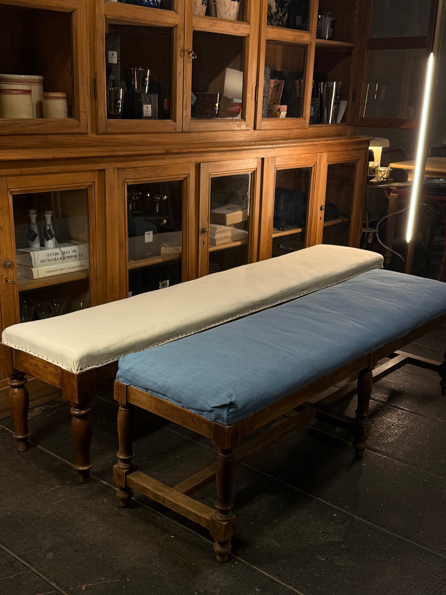 Banqueta de nogal · Para tapizar