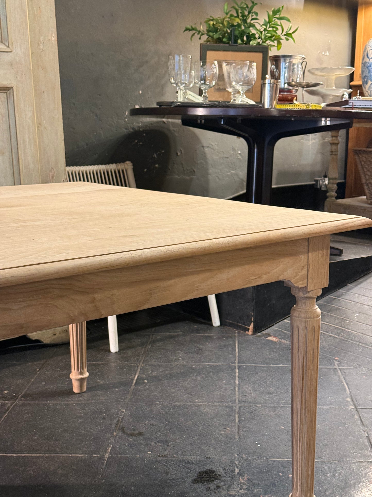 MESA A MEDIDA: Mesa de roble cuadrada