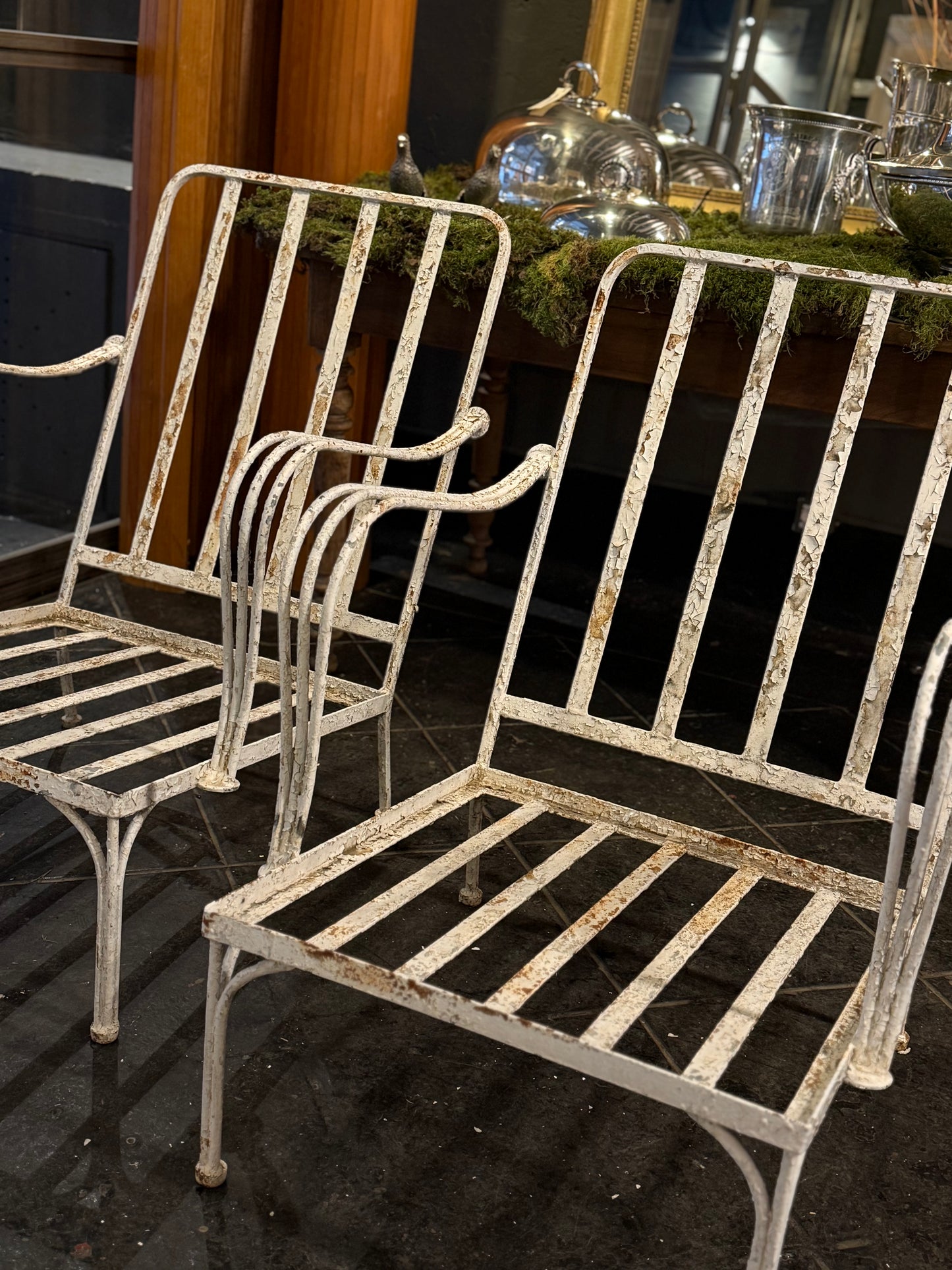 Pareja de butacas de hierro