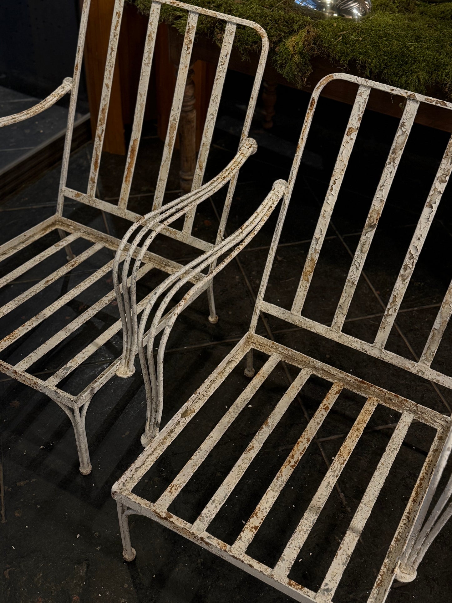 Pareja de butacas de hierro