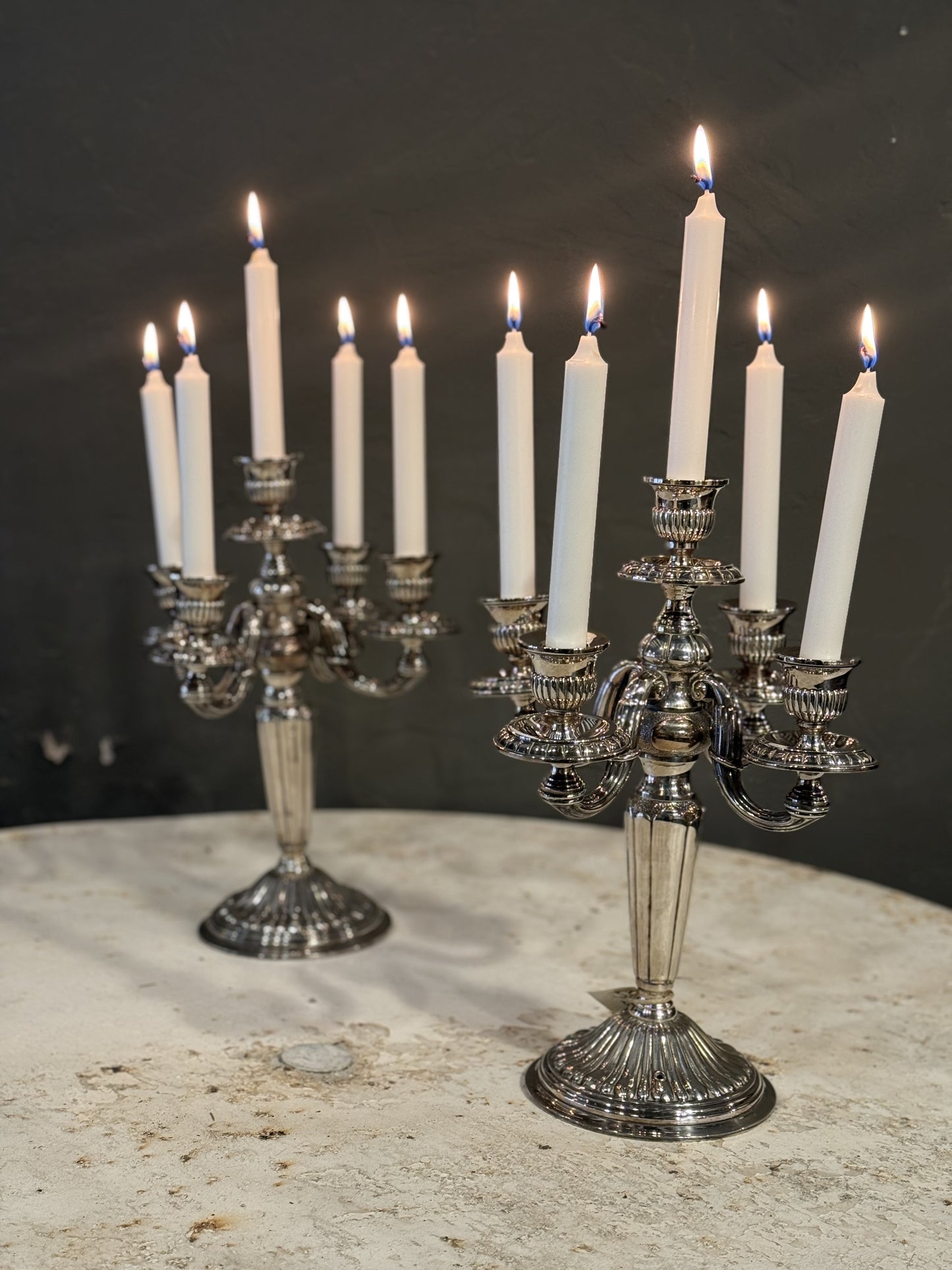 Pareja de candelabros de 5 velas