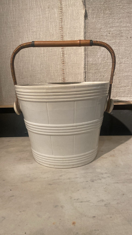 Enfriador de loza blanca